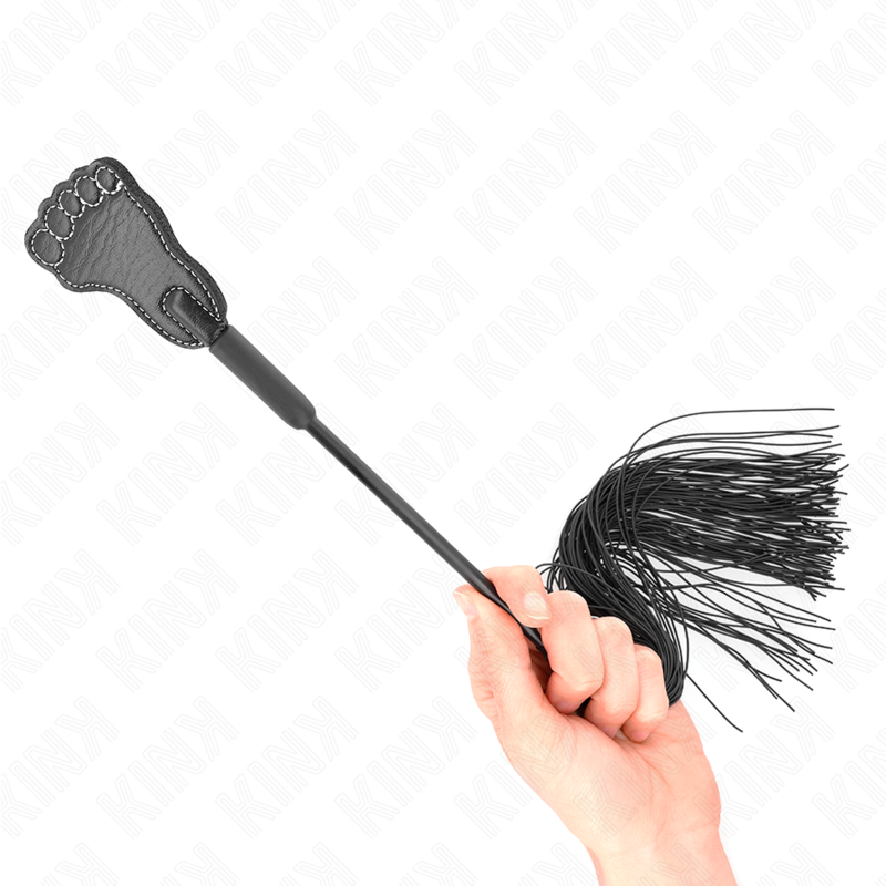 Kink - Foot Shaped Paddle With Tassel Whip 31 Cm KINK - FOOT SHAPED PADDLE WITH TASSEL WHIP 31 CM